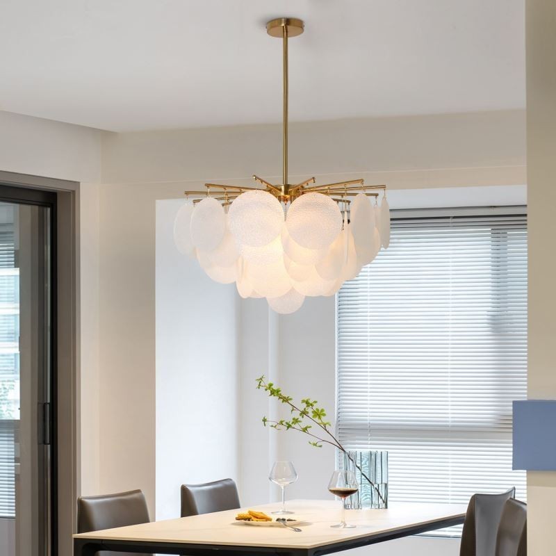 Luminária pendente moderna com 6 luzes e formato de vidro