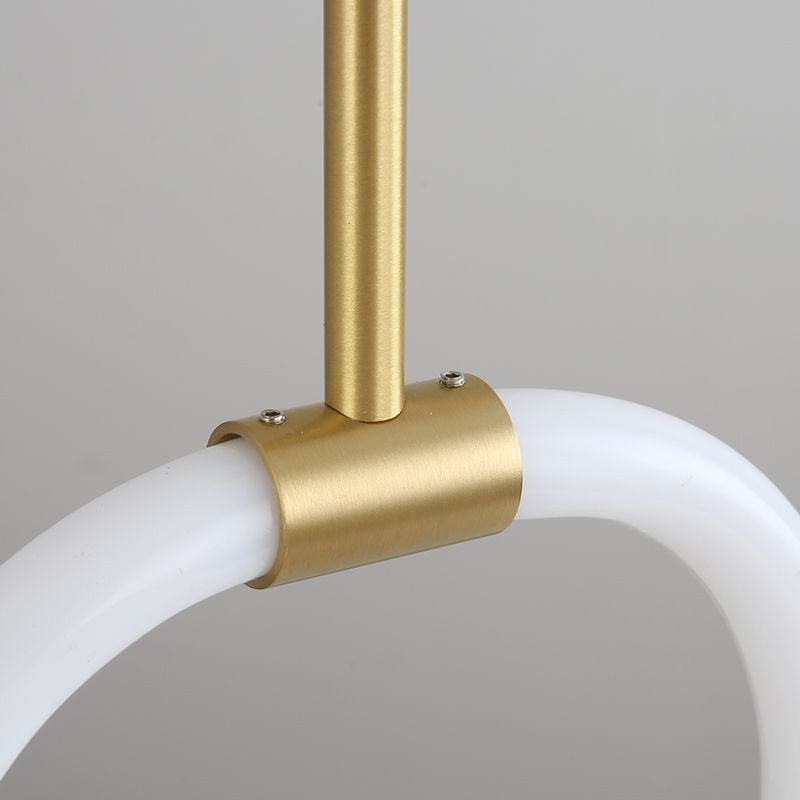 Luminária pendente simples e moderna de latão
