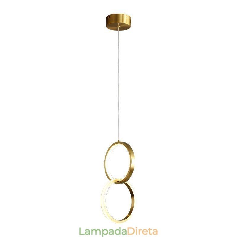Luminária pendente de latão com anéis decorativos