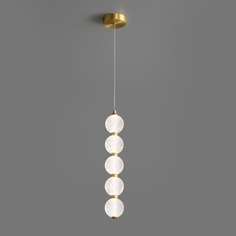 Luminária pendente de acrílico com contas decorativas