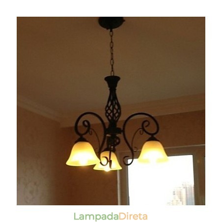 Lustre de metal com pintura rústica Lodge Lustre de metal com pintura rústica Lodge