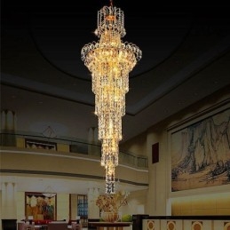 Lustre de cristal europeu com pingente longo