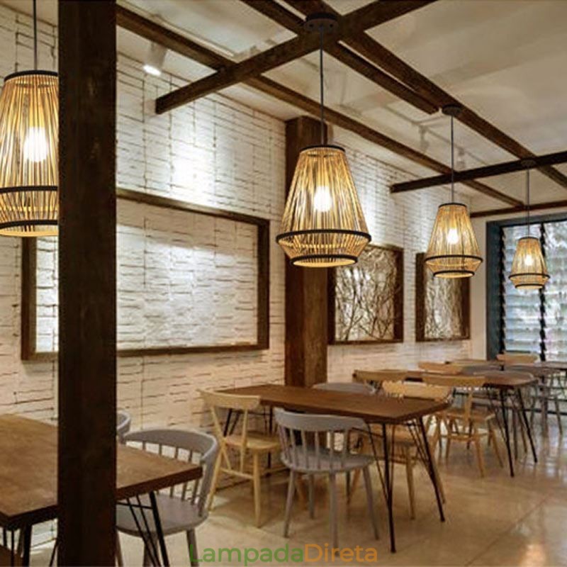 Luminária pendente de cabeceira em bambu trançado