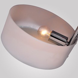 Lustre moderno contemporâneo de metal cromado com montagem embutida