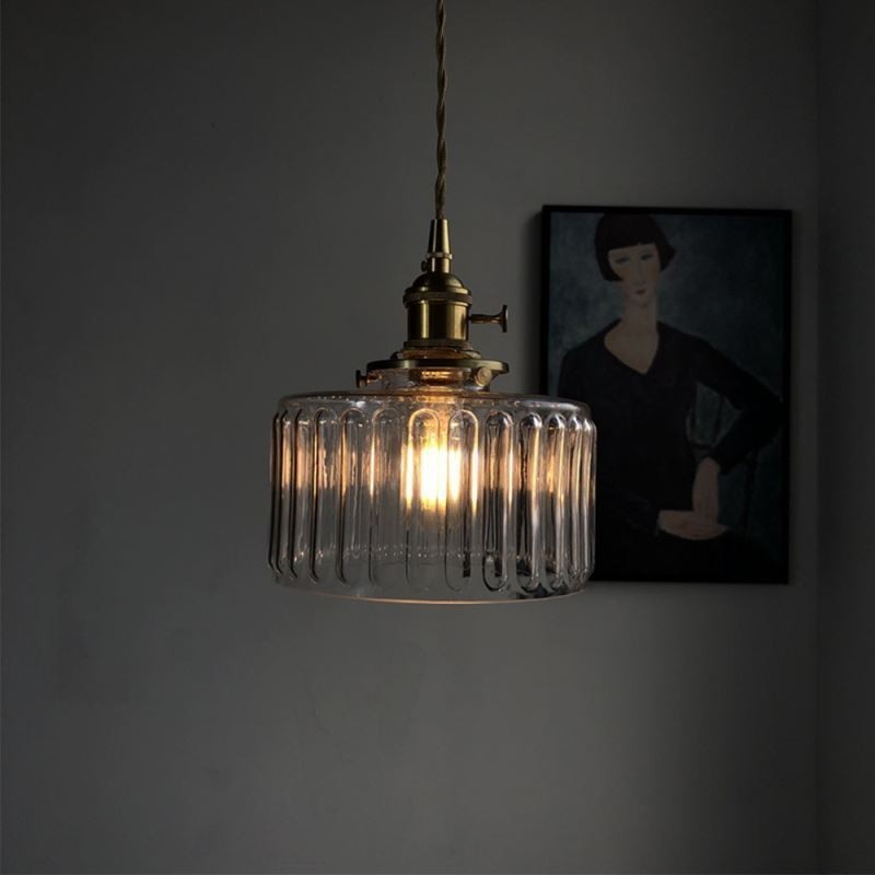 Luminária pendente de vidro transparente com nervuras e interruptor giratório