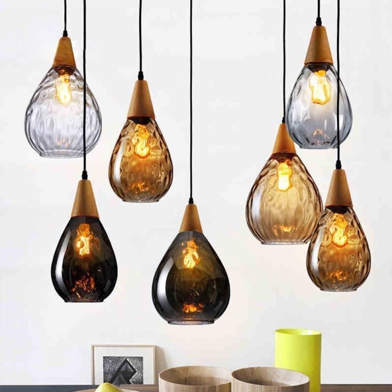 Luminária pendente em forma de lágrima com abajur de vidro