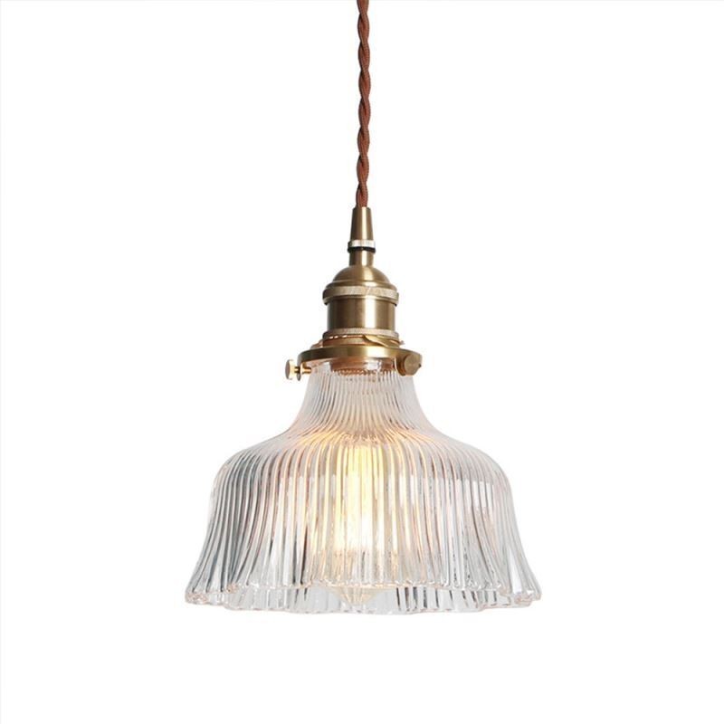 Luminária pendente grande de vidro transparente com nervuras e suporte de latão com interruptor giratório
