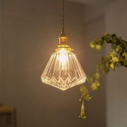 Luminária pendente de vidro com nervuras em diamante transparente