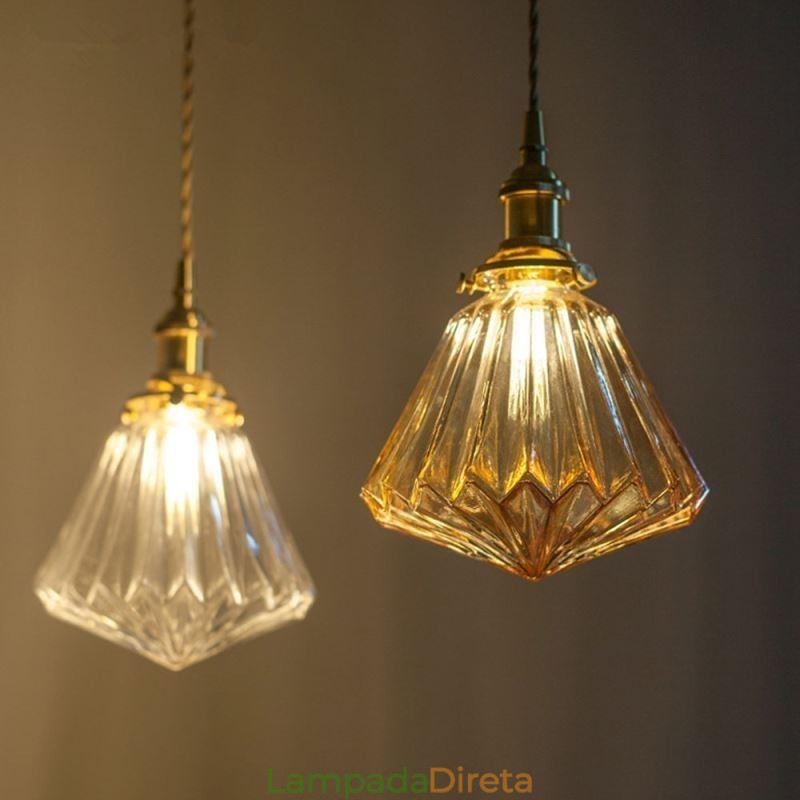Luminária pendente de vidro com nervuras em diamante transparente