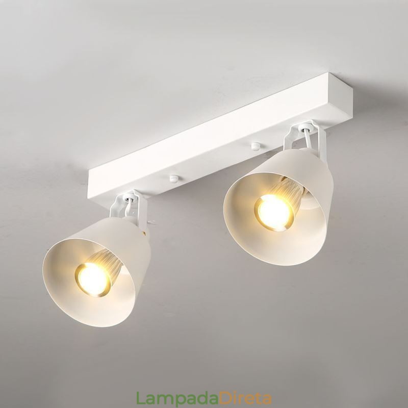 Iluminação de trilho de ferro industrial com holofotes vintage rústicos