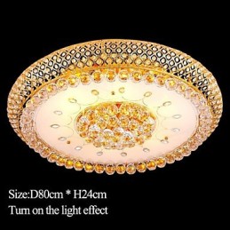 Luminária de teto redonda de cristal absorvente com cúpula de 80 cm de diâmetro e contém 15 lâmpadas