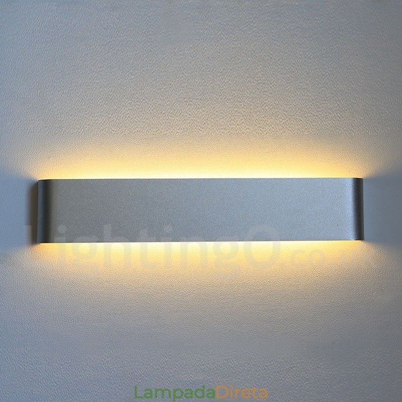 Luminárias de parede contemporâneas longas e modernas e arandelas para iluminação interna de parede de metal IP 44 para banheiro, quarto, sala de estar