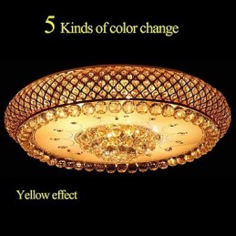 Luminária de teto redonda de cristal absorvente com cúpula de 80 cm de diâmetro e contém 15 lâmpadas