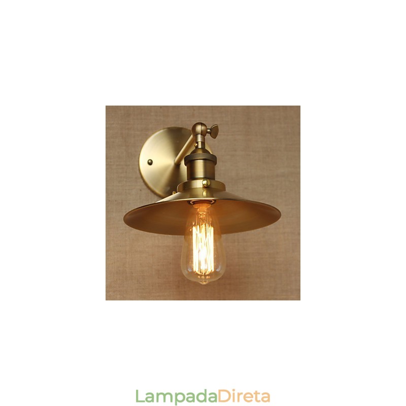 Estilo Industrial Minimalista Villa Retro Cobre Guarda-chuvas Decorativos Em Frente À Parede Do Corredor Da Igreja