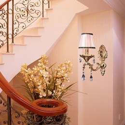 Elegante Luminária de Parede de Cristal em Rosa