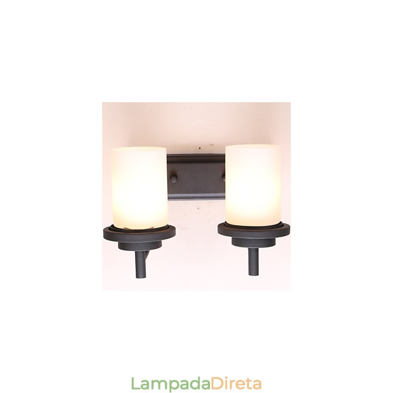 2*Luminária de parede estilo clássico de ferro retrô em processamento de pintura com vidro fosco
