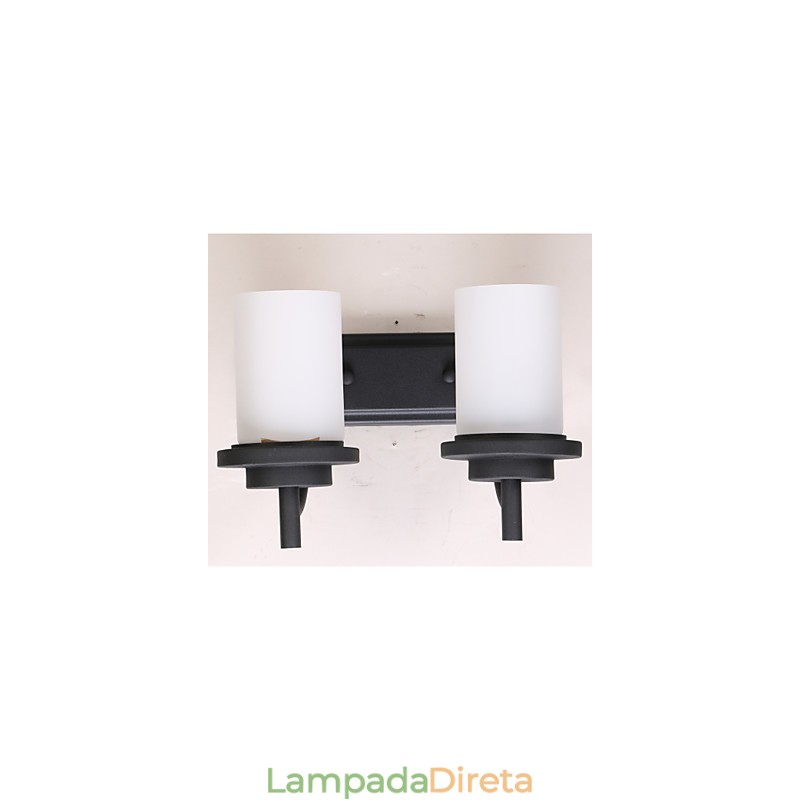 2*Luminária de parede estilo clássico de ferro retrô em processamento de pintura com vidro fosco