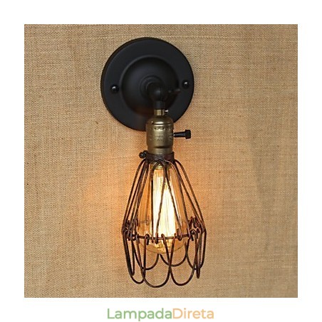 Cerca de estilo industrial americano com malha de ferro enferrujado e aplique decorativo de parede Cerca de estilo industrial americano com malha de ferro enferrujado e aplique decorativo de parede