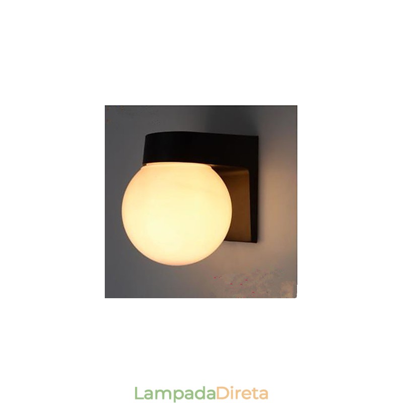 Luminária de parede em concha acrílica