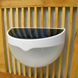 A nova lâmpada de parede solar com controle de som e luz, luz de jardim, lâmpada de cerca, luzes de villa