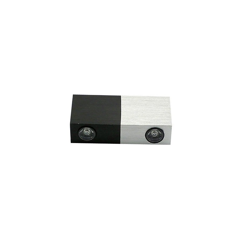 Luminária de parede moderna com design chique meio prateado meio preto corpo cúbico 2 s