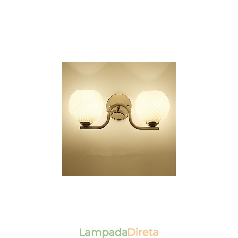 Recurso de galvanoplastia simples, moderno e contemporâneo para proteção ocular com braço oscilante e luz ambiente