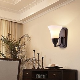 Acabamento em óxido preto rústico Lodge, recurso para proteção dos olhos, arandelas de parede com luz ambiente, luminária de parede