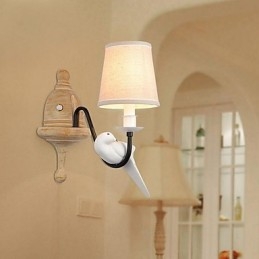 Vintage Others apresenta arandelas de parede downlight
