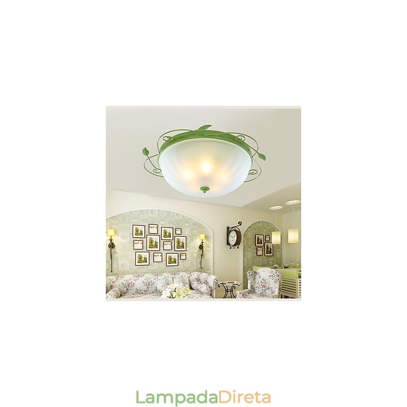 Flores e plantas de jardim do Dia dos Namorados absorvem luz de cúpula