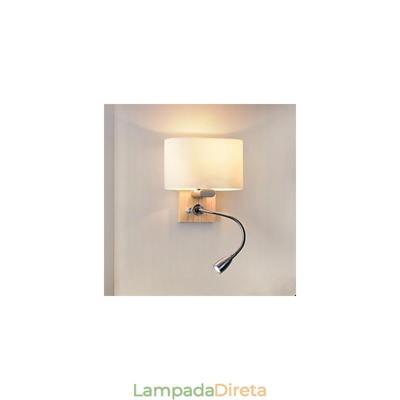 Outros modernos e contemporâneos apresentam arandelas de parede com luz ambiente