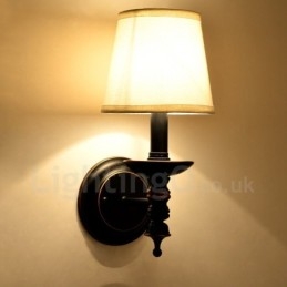 Apliques de parede clássicos tradicionais de luz única para interiores