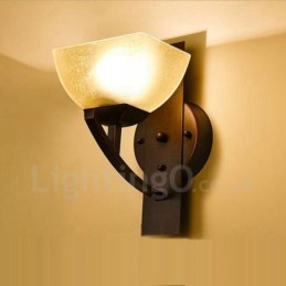 Apliques de parede clássicos tradicionais de luz única para interiores