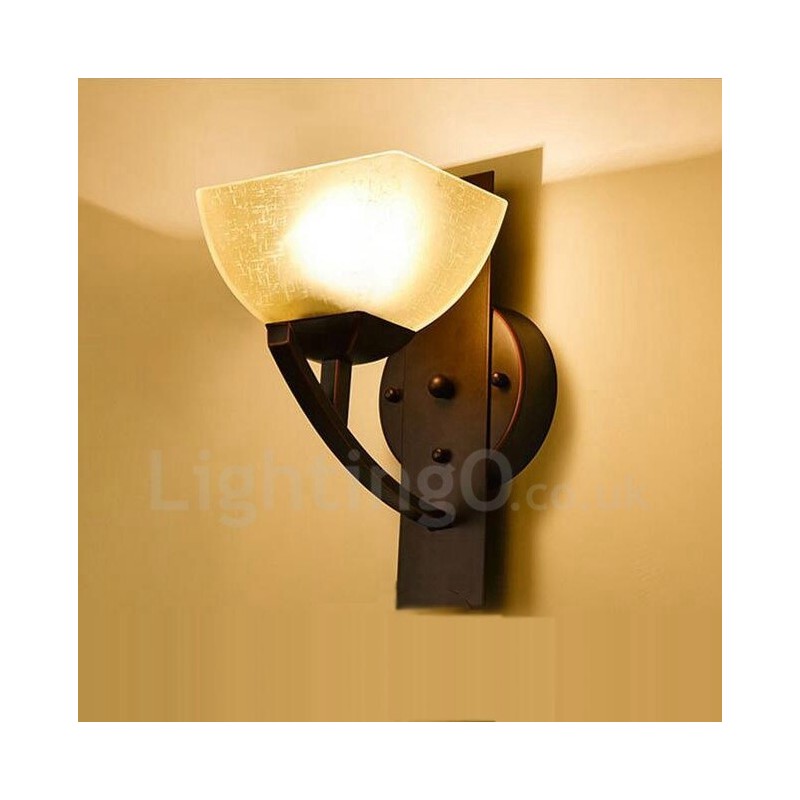 Apliques de parede clássicos tradicionais de luz única para interiores