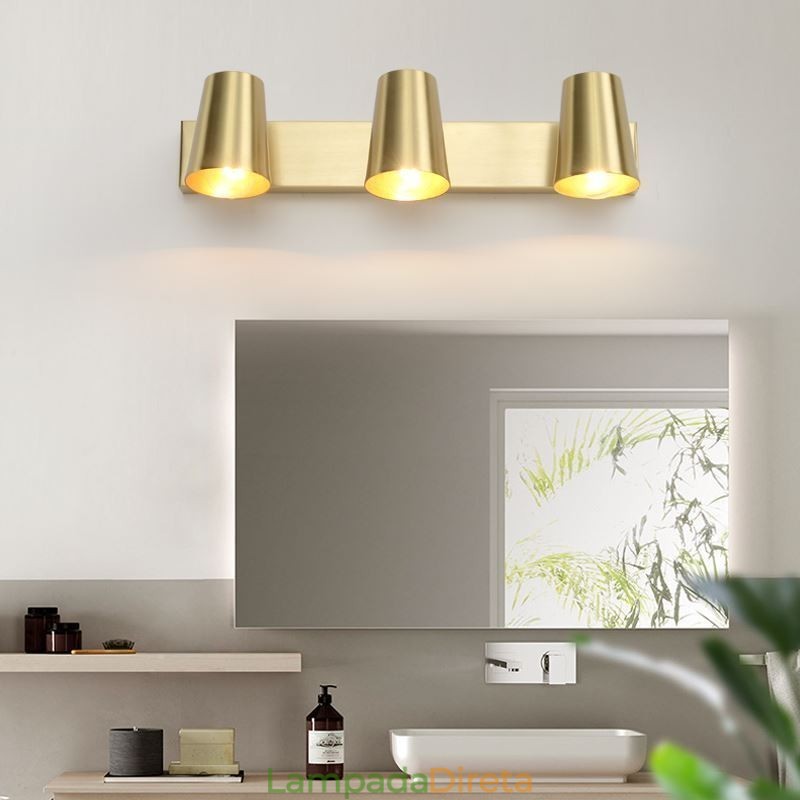 Luminária de parede com foco de luz frontal de espelho de latão nórdico