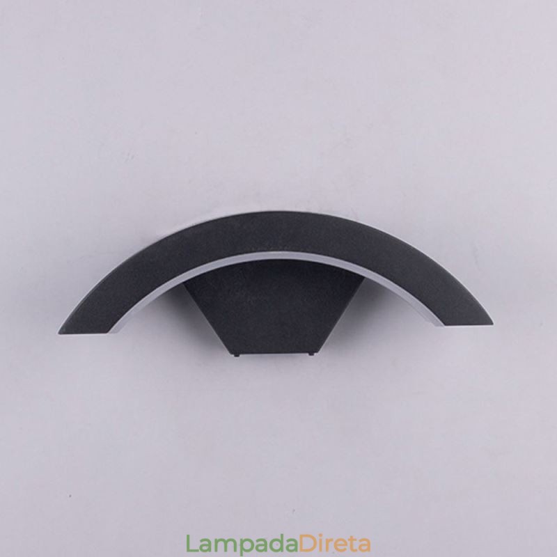 Luminária de parede minimalista de alumínio para jardim, à prova d'água, em formato de crescente