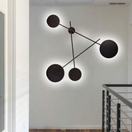 Luminária de parede moderna com formato geométrico em ferro