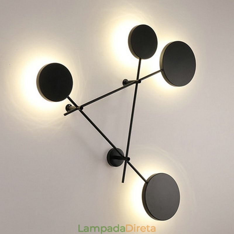 Luminária de parede moderna com formato geométrico em ferro