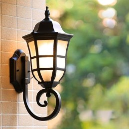 Luminária de parede europeia retrô para áreas externas, luz de parede de vidro fosco à prova d'água de cabeça única