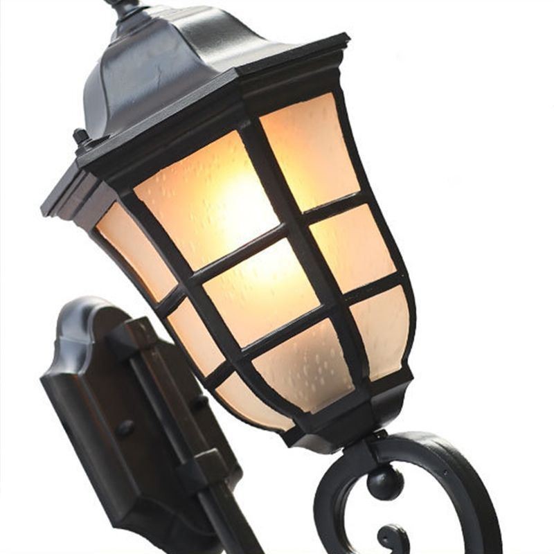 Luminária de parede europeia retrô para áreas externas, luz de parede de vidro fosco à prova d'água de cabeça única