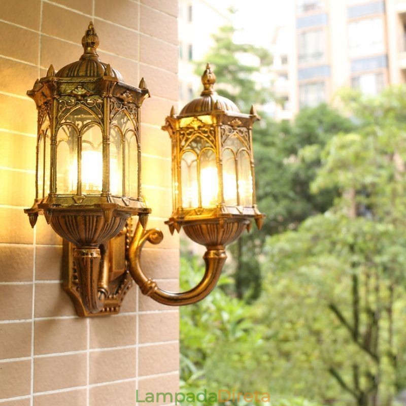 Aplique de parede europeu para exterior à prova d'água com luz de parede de castelo duplo