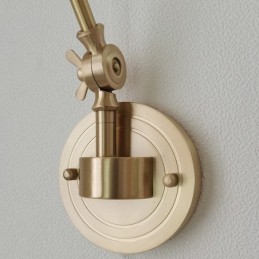 Luminária de parede moderna com cúpula de vidro