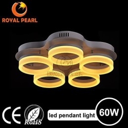 Luminárias de teto de acrílico com design elegante