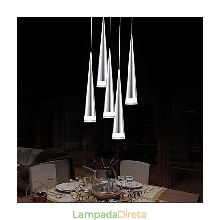 Luminária pendente moderna contemporânea em metal cromado Luminária pendente moderna contemporânea em metal cromado