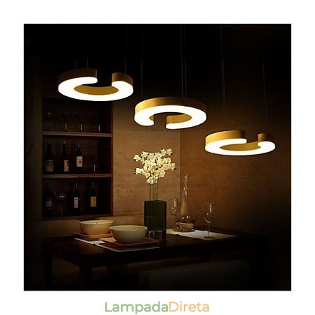 Lustre de acrílico tipo C Three Chandelier Lustre de acrílico tipo C Three Chandelier