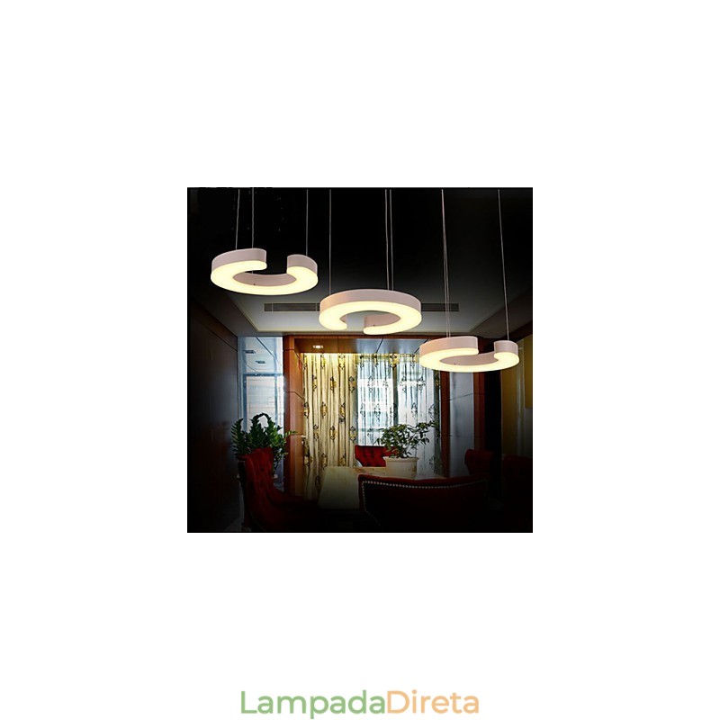 Lustre de acrílico tipo C Three Chandelier
