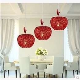 Lustre de alumínio trançado com três lâmpadas de cabeça Apple